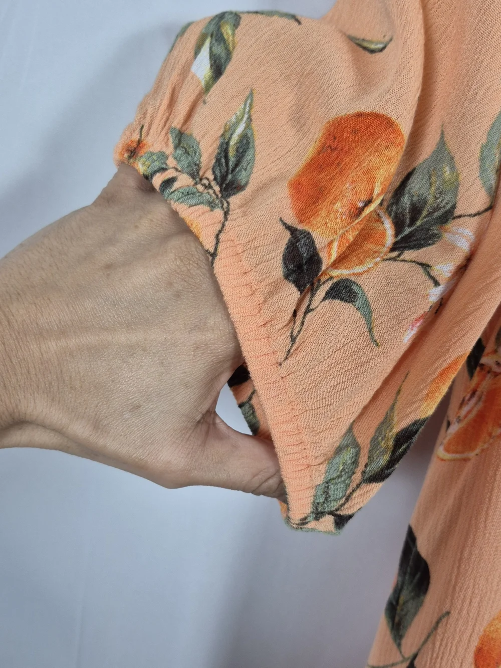 LOFT Orange Citrus Print Puff Sleeve Blouse Peach Rayon Size S